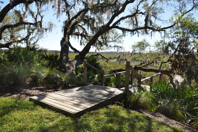This is a photo of one of Lowcountry Vistas' marquee properties in Mt. Pleasant, SC 29466. It exemplifies Lowcountry Vistas Charleston's native, low-maintenance landscape design philosophy.